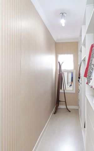 Casa à venda com 215m², 3 quartos e 4 vagasCloset da suíte 1