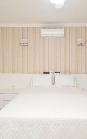 Casa à venda com 215m², 3 quartos e 4 vagasQuarto 1 - Suíte