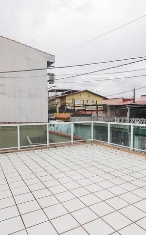 Casa à venda com 215m², 3 quartos e 4 vagasSacada