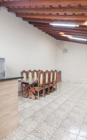 Casa à venda com 215m², 3 quartos e 4 vagasEspaço Gourmet