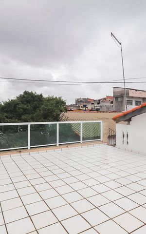 Casa à venda com 215m², 3 quartos e 4 vagasSacada
