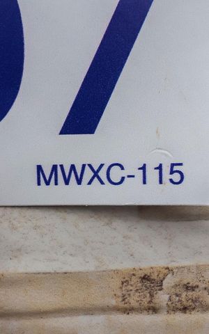 Casa à venda com 215m², 3 quartos e 4 vagasPlaquinha - Cód. MWXC-115