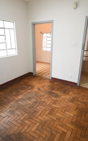 Apartamento à venda com 75m², 2 quartos e sem vagaSala