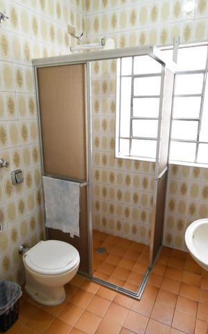 Apartamento à venda com 75m², 2 quartos e sem vagaBanheiro