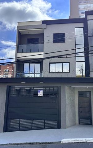 Casa para alugar com 156m², 3 quartos e 4 vagasFachada 