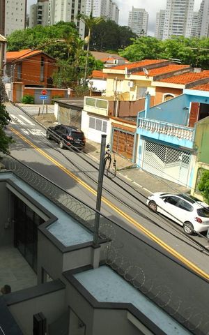 Casa para alugar com 156m², 3 quartos e 4 vagasSuíte - Varanda 