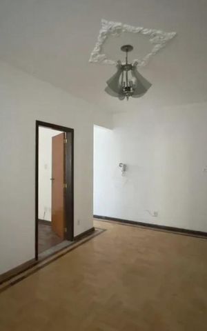 Apartamento à venda com 77m², 2 quartos e sem vaga Apartamento à venda com 77m², 2 quartos e sem vagaSala