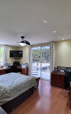 Casa de condomínio para alugar com 1500m², 6 quartos e 5 vagas Casa de condomínio para alugar com 1500m², 6 quartos e 5 vagasSuíte 1
