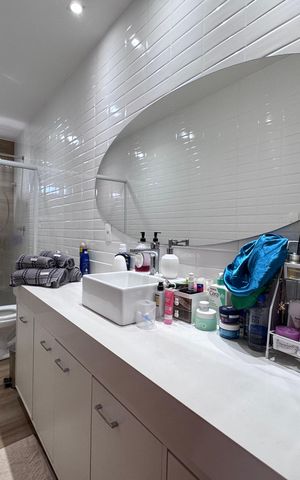 Casa de condomínio para alugar com 1500m², 6 quartos e 5 vagas Casa de condomínio para alugar com 1500m², 6 quartos e 5 vagasSuíte 5 - Banheiro (Canadense)