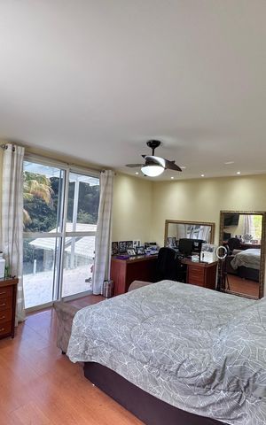 Casa de condomínio para alugar com 1500m², 6 quartos e 5 vagas Casa de condomínio para alugar com 1500m², 6 quartos e 5 vagasSuíte 1