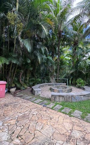 Casa de condomínio para alugar com 1500m², 6 quartos e 5 vagas Casa de condomínio para alugar com 1500m², 6 quartos e 5 vagasÁrea externa