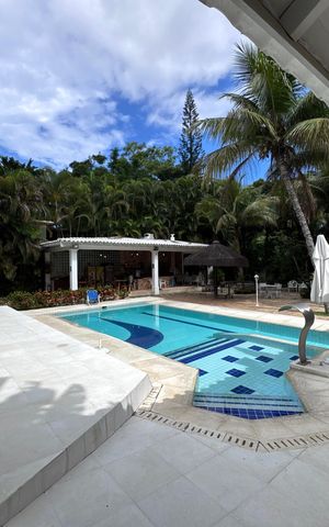 Casa de condomínio para alugar com 1500m², 6 quartos e 5 vagas Casa de condomínio para alugar com 1500m², 6 quartos e 5 vagasÁrea externa