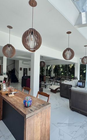 Casa de condomínio para alugar com 1500m², 6 quartos e 5 vagas Casa de condomínio para alugar com 1500m², 6 quartos e 5 vagasSala