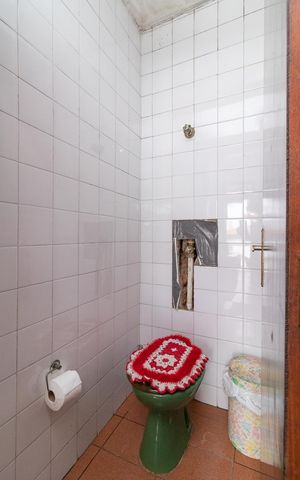 Casa à venda com 430m², 5 quartos e 4 vagasBanheiro 5