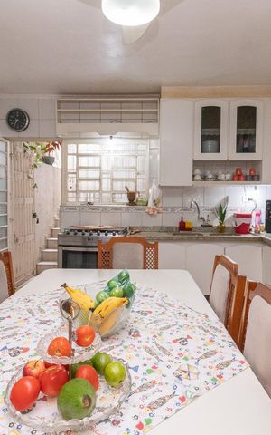 Casa à venda com 430m², 5 quartos e 4 vagasCozinha