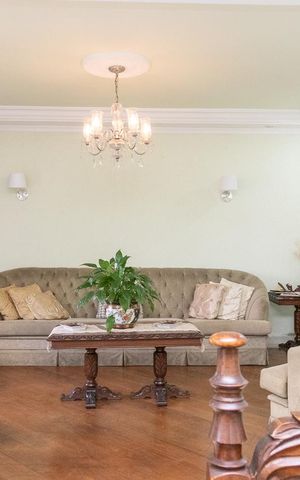Casa à venda com 430m², 5 quartos e 4 vagasSala
