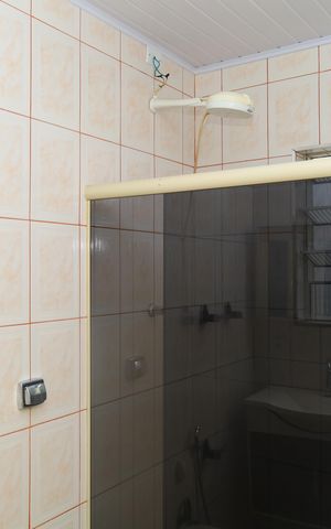 Casa para alugar com 300m², 4 quartos e 4 vagasBanheiro 2