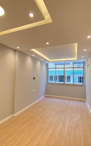 Apartamento à venda com 180m², 2 quartos e 1 vaga