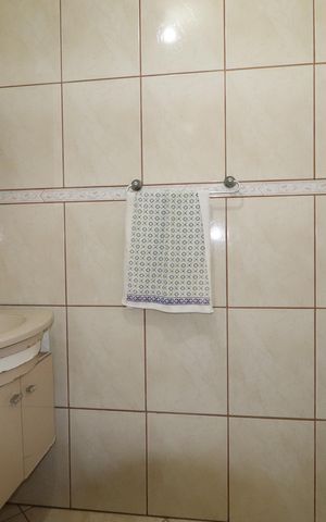 Casa à venda com 148m², 3 quartos e 2 vagasLavabo