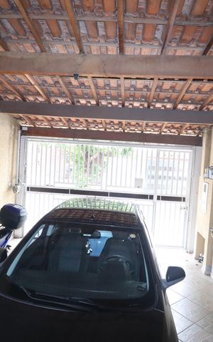 Casa à venda com 148m², 3 quartos e 2 vagasGaragem