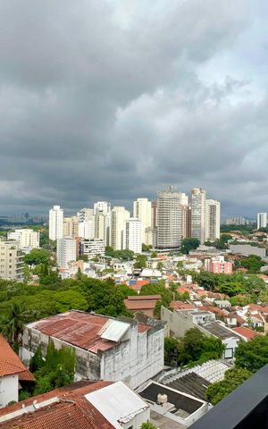 Apartamento à venda com 60m², 1 quarto e 1 vaga Apartamento à venda com 60m², 1 quarto e 1 vagaVaranda
