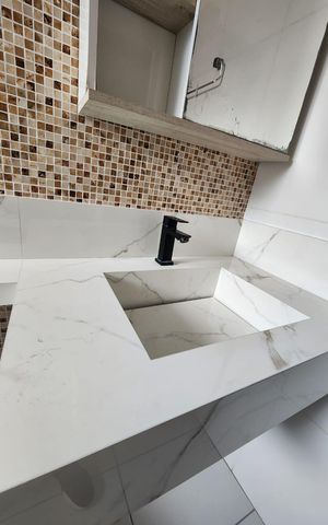 Casa para alugar com 81m², 2 quartos e 1 vaga Casa para alugar com 81m², 2 quartos e 1 vagaBanheiro