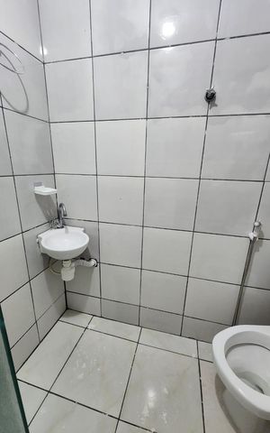 Casa para alugar com 81m², 2 quartos e 1 vaga Casa para alugar com 81m², 2 quartos e 1 vagaBanheiro de serviço