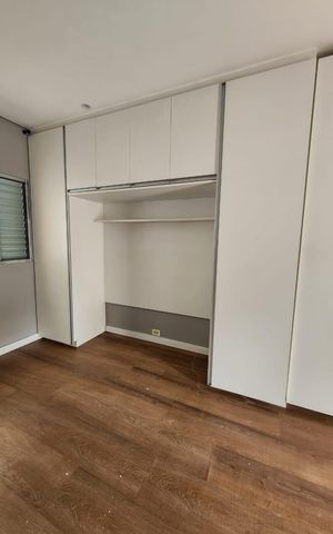 Casa para alugar com 81m², 2 quartos e 1 vaga Casa para alugar com 81m², 2 quartos e 1 vagaQuarto