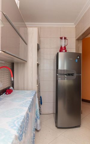 Apartamento à venda com 46m², 1 quarto e sem vagaCozinha e Área de Serviço