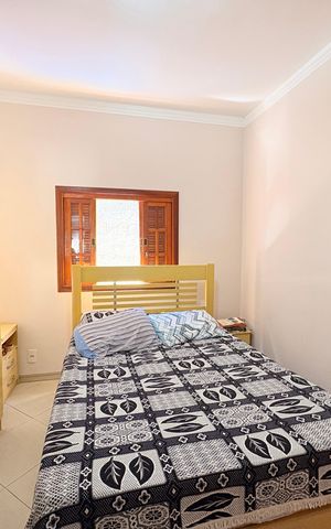 Casa de condomínio à venda com 84m², 3 quartos e 2 vagasSuíte