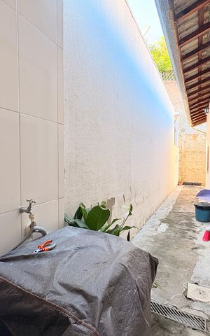 Casa de condomínio à venda com 84m², 3 quartos e 2 vagasÁrea de Serviço