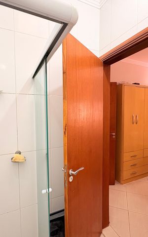 Casa de condomínio à venda com 84m², 3 quartos e 2 vagasBanheiro da Suíte