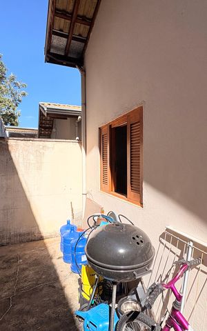 Casa de condomínio à venda com 84m², 3 quartos e 2 vagasQuintal