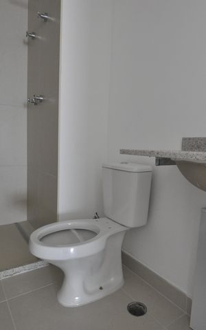 Apartamento à venda com 129m², 3 quartos e 2 vagasBanheiro da Suíte 2