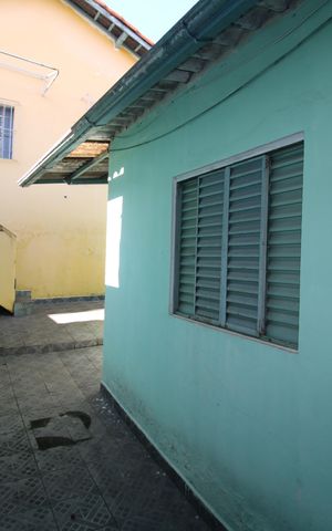 Casa à venda com 200m², 4 quartos e 2 vagasÁrea de Serviço
