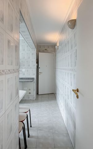 Apartamento à venda com 96m², 2 quartos e 1 vaga Apartamento à venda com 96m², 2 quartos e 1 vagaCozinha
