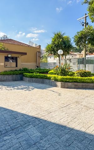 Apartamento à venda com 96m², 2 quartos e 1 vaga Apartamento à venda com 96m², 2 quartos e 1 vagaEntrada