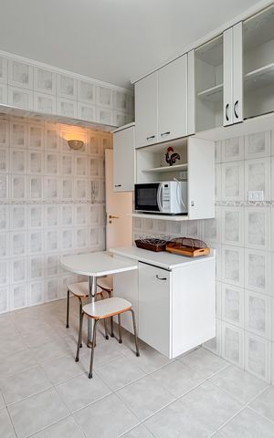 Apartamento à venda com 96m², 2 quartos e 1 vaga Apartamento à venda com 96m², 2 quartos e 1 vagaCozinha