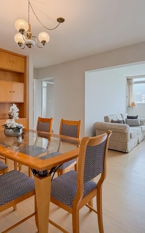 Apartamento à venda com 96m², 2 quartos e 1 vaga Apartamento à venda com 96m², 2 quartos e 1 vagaSala