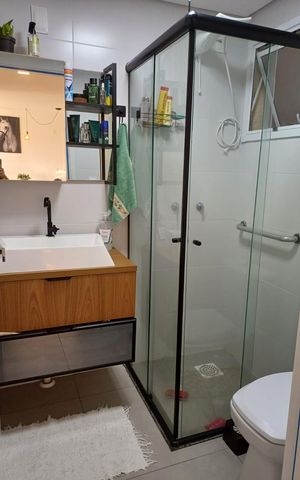 Apartamento à venda com 95m², 2 quartos e 1 vaga Apartamento à venda com 95m², 2 quartos e 1 vagaBanheiro