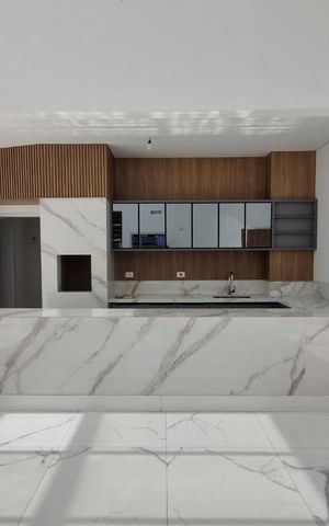 Casa de condomínio para alugar com 380m², 4 quartos e 1 vaga