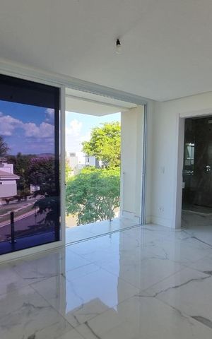 Casa de condomínio para alugar com 380m², 4 quartos e 1 vaga