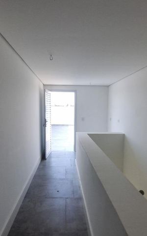 Casa de condomínio para alugar com 380m², 4 quartos e 1 vaga