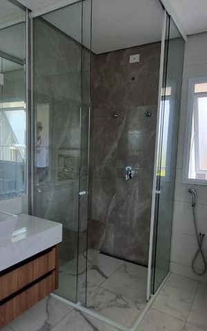 Casa de condomínio para alugar com 380m², 4 quartos e 1 vaga