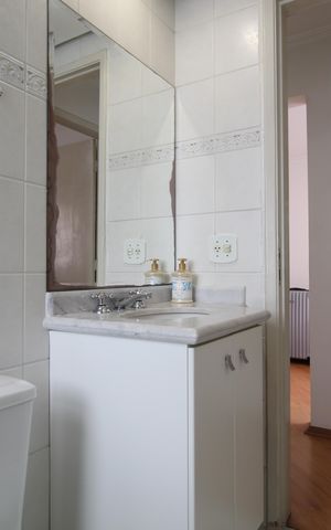 Apartamento à venda com 55m², 2 quartos e 2 vagasBanheiro Social