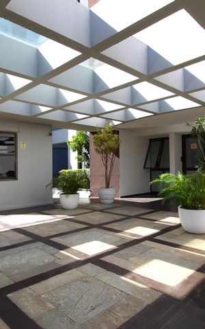 Apartamento à venda com 55m², 2 quartos e 2 vagasEntrada
