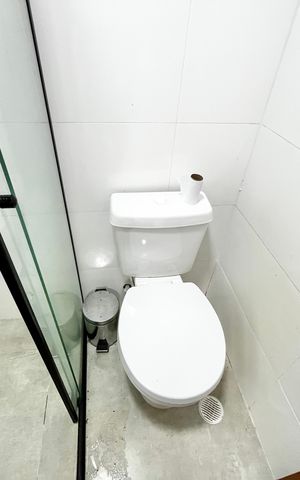 Studio para alugar com 29m², 1 quarto e sem vaga Studio para alugar com 29m², 1 quarto e sem vagaBanheiro