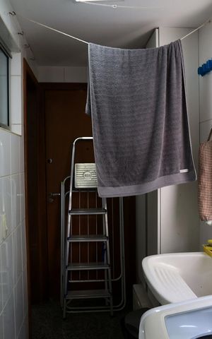 Apartamento à venda com 125m², 4 quartos e 2 vagas Apartamento à venda com 125m², 4 quartos e 2 vagasÁrea de Serviço
