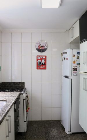Apartamento à venda com 125m², 4 quartos e 2 vagas Apartamento à venda com 125m², 4 quartos e 2 vagasCozinha