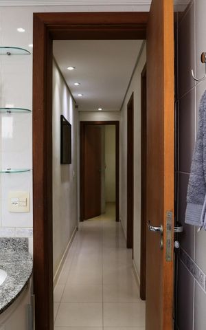 Apartamento à venda com 125m², 4 quartos e 2 vagas Apartamento à venda com 125m², 4 quartos e 2 vagasBanheiro